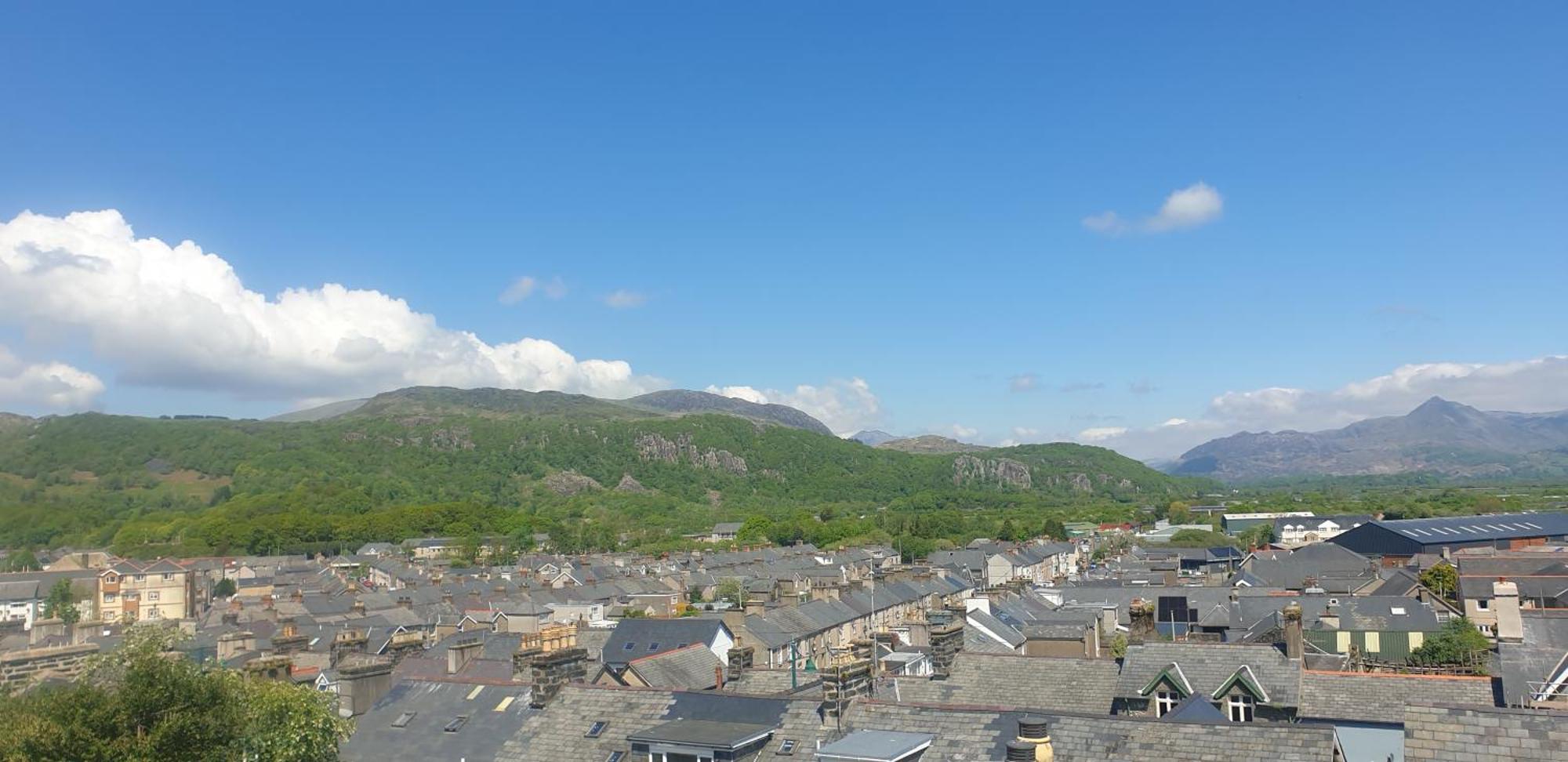 Porthmadog, Sleeps 11, 5 Bedrooms, 5 Bathrooms, Mountain Views Exterior photo