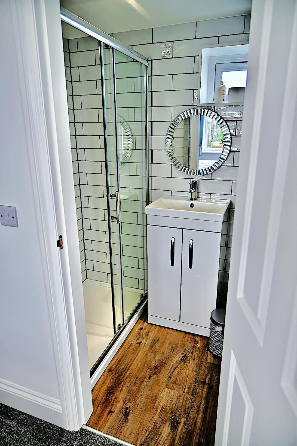 Porthmadog, Sleeps 11, 5 Bedrooms, 5 Bathrooms, Mountain Views Exterior photo