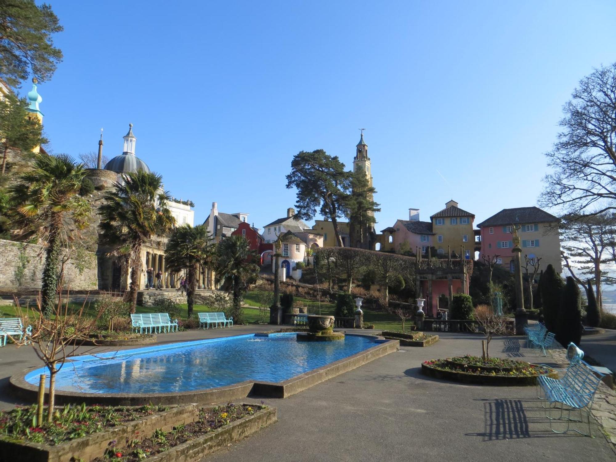 Porthmadog, Sleeps 11, 5 Bedrooms, 5 Bathrooms, Mountain Views Exterior photo